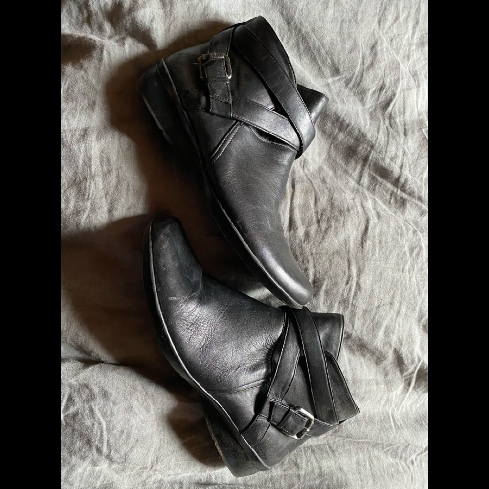 Leather booties